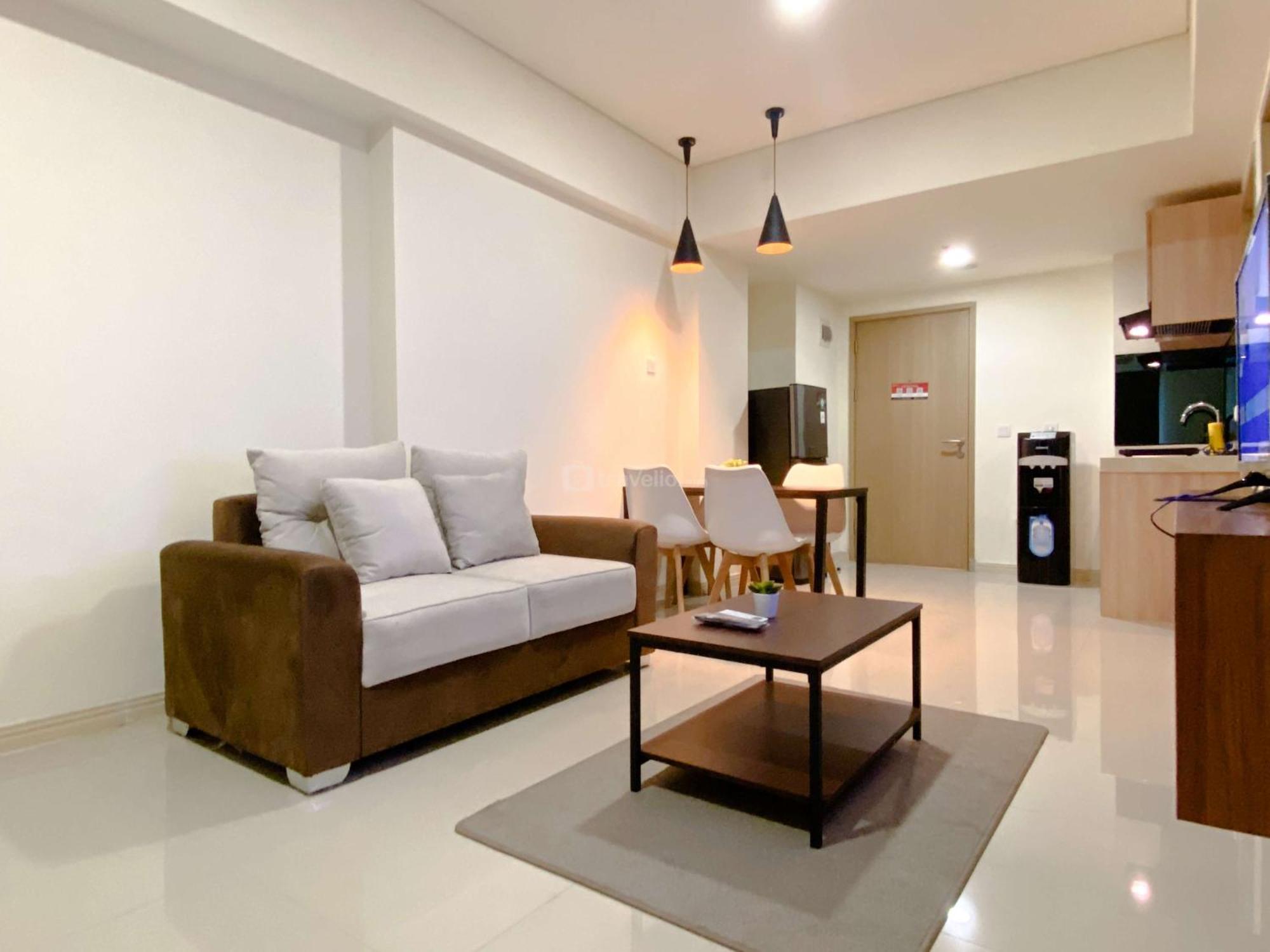 Homey 2Br With Work Space At Meikarta Apartment By Travelio Cikarang Exteriér fotografie